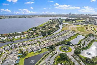 2938 Gin Berry Way, West Palm Beach, FL 33401 - Photo 11