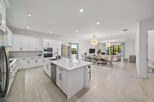 2938 Gin Berry Way, West Palm Beach, FL 33401 - Photo 3