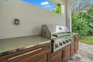 2938 Gin Berry Way, West Palm Beach, FL 33401 - Photo 9