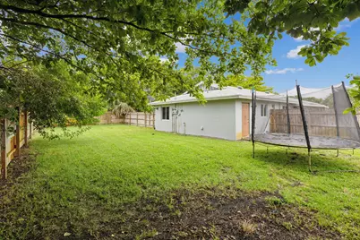 2227 NE 3rd Avenue #2, Delray Beach, FL 33444 - Photo 19