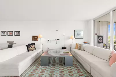 545 Oaks Lane #501, Pompano Beach, FL 33069 - Photo 5