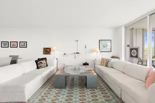 545 Oaks Ln, Pompano Beach, FL 33069 - Photo 5