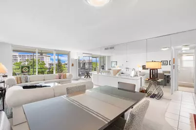 545 Oaks Lane #501, Pompano Beach, FL 33069 - Photo 7