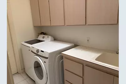 284 NW Bentley Circle, Port Saint Lucie, FL 34986 - Photo 5