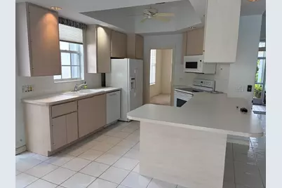 284 NW Bentley Circle, Port Saint Lucie, FL 34986 - Photo 3