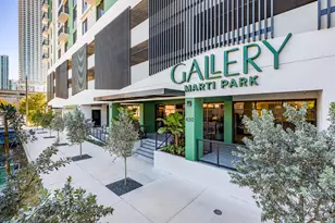 450 SW 5th St, Miami, FL 33130 - Photo 11