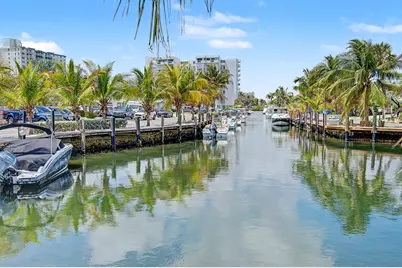 3232 Canal Drive #Apt 18, Pompano Beach, FL 33062 - Photo 21