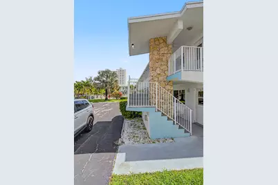 3232 Canal Drive #Apt 18, Pompano Beach, FL 33062 - Photo 29