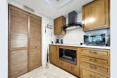 99 SE Mizner Boulevard #714, Boca Raton, FL 33432 - Photo 9