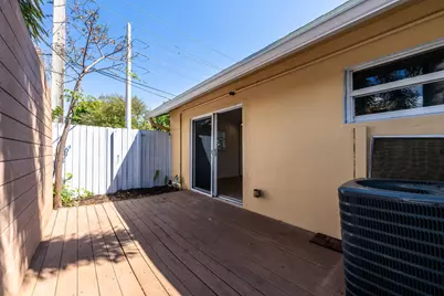 1200 NE 17th Court, Fort Lauderdale, FL 33305 - Photo 15