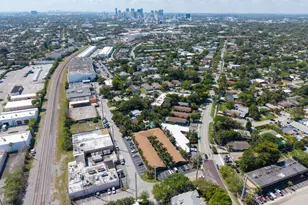 1200 NE 17th Ct, Fort Lauderdale, FL 33305 - Photo 31