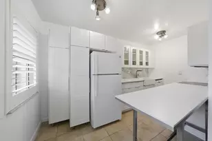 1200 NE 17th Ct, Fort Lauderdale, FL 33305 - Photo 7