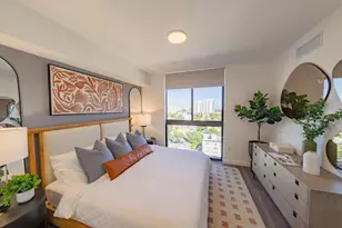 450 SW 5th St, Miami, FL 33130 - Photo 17