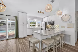 341 11th Ave, Vero Beach, FL 32962 - Photo 9