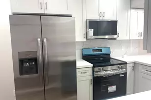 9793 Riverside Dr, Coral Springs, FL 33071 - Photo 3