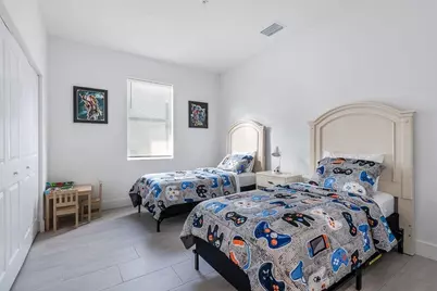 2647 Hiawatha Avenue, West Palm Beach, FL 33409 - Photo 13