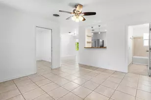 2100 NE 4th Ave, Boca Raton, FL 33431 - Photo 13