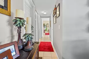 1013 Green Pine Blvd, West Palm Beach, FL 33409 - Photo 3
