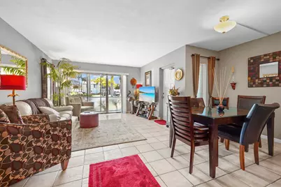 1013 Green Pine Boulevard #D1, West Palm Beach, FL 33409 - Photo 5
