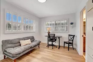 17 Colonial Club Dr, Boynton Beach, FL 33435 - Photo 27