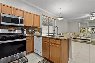 114 Lancaster Way, Royal Palm Beach, FL 33414 - Photo 9