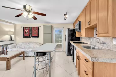 3998 NW 5th Avenue, Boca Raton, FL 33431 - Photo 17