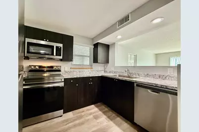 708 SW 81st Avenue #5a, North Lauderdale, FL 33068 - Photo 9