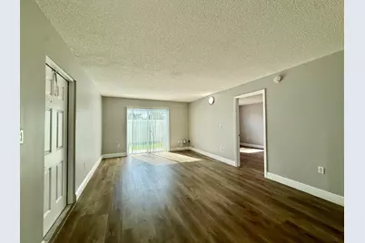 708 SW 81st Avenue #5a, North Lauderdale, FL 33068 - Photo 5