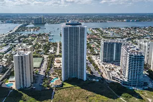 3000 N Ocean Dr, Singer Island, FL 33404 - Photo 11