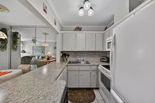 221 SE 9th Ave, Pompano Beach, FL 33060 - Photo 11