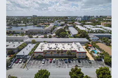 221 SE 9th Avenue #203, Pompano Beach, FL 33060 - Photo 1
