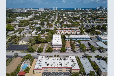 221 SE 9th Avenue #203, Pompano Beach, FL 33060 - Photo 3