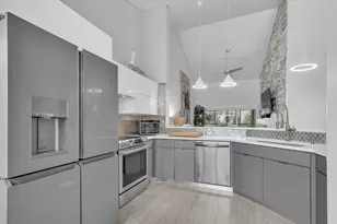 204 Sea Oats Dr, Juno Beach, FL 33408 - Photo 11