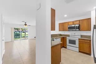 9107 Chambers St, Tamarac, FL 33321 - Photo 5