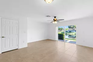 9107 Chambers St, Tamarac, FL 33321 - Photo 9