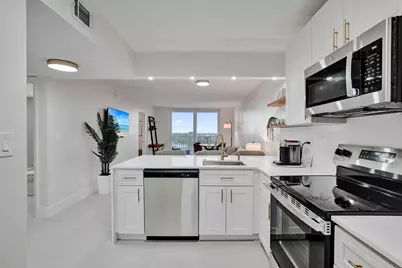 1391 S Ocean Boulevard #608, Pompano Beach, FL 33062 - Photo 13