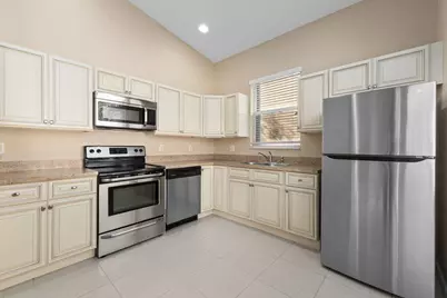 5627 Sunberry Circle, Fort Pierce, FL 34951 - Photo 7