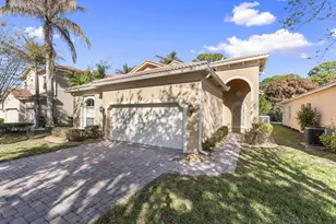 5627 Sunberry Cir, Fort Pierce, FL 34951 - Photo 3