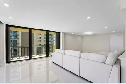 5460 N Ocean Drive #5b, Singer Island, FL 33404 - Photo 5