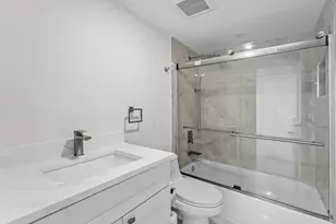 5460 N Ocean Dr, Singer Island, FL 33404 - Photo 11