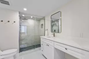 5460 N Ocean Dr, Singer Island, FL 33404 - Photo 19