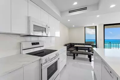 5460 N Ocean Drive #5b, Singer Island, FL 33404 - Photo 9