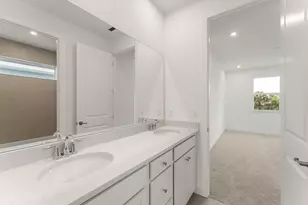 10421 SW Jadewood Ct, Port Saint Lucie, FL 34987 - Photo 3