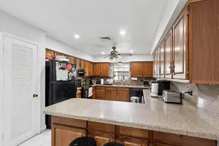 2940 SW 156th Ave, Davie, FL 33331 - Photo 13