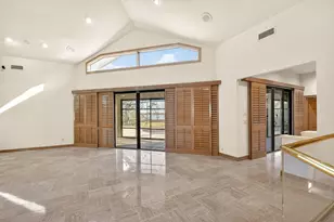 2410 Embassy Dr, West Palm Beach, FL 33401 - Photo 15