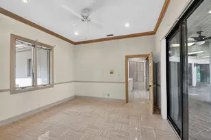 2410 Embassy Dr, West Palm Beach, FL 33401 - Photo 29