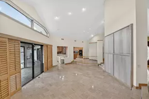 2410 Embassy Dr, West Palm Beach, FL 33401 - Photo 13
