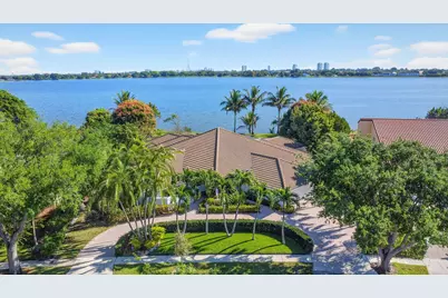 2410 Embassy Drive, West Palm Beach, FL 33401 - Photo 35