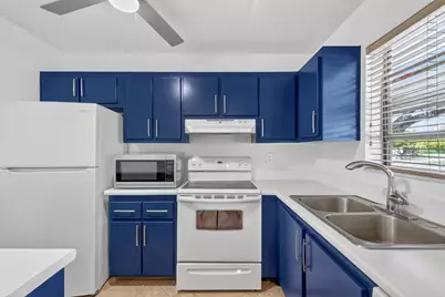 6001 Shakerwood Circle #201, Tamarac, FL 33319 - Photo 5