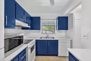 6001 Shaker Wood Cir, Tamarac, FL 33319 - Photo 7